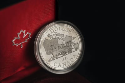 Dólar canadense e planos de viagem: Dicas para economizar e maximizar